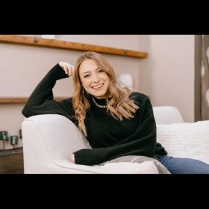 Meet your Posher, Rachel